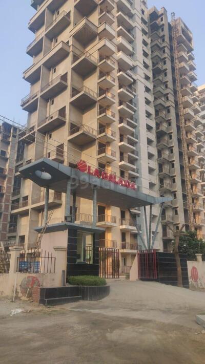 La-Galaxia (Surajpur, Gr. Noida)